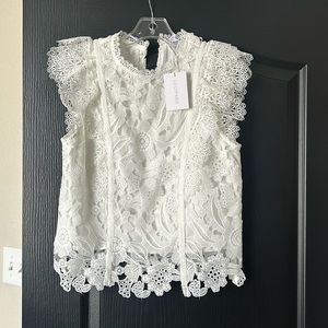 White lace top cap sleeve